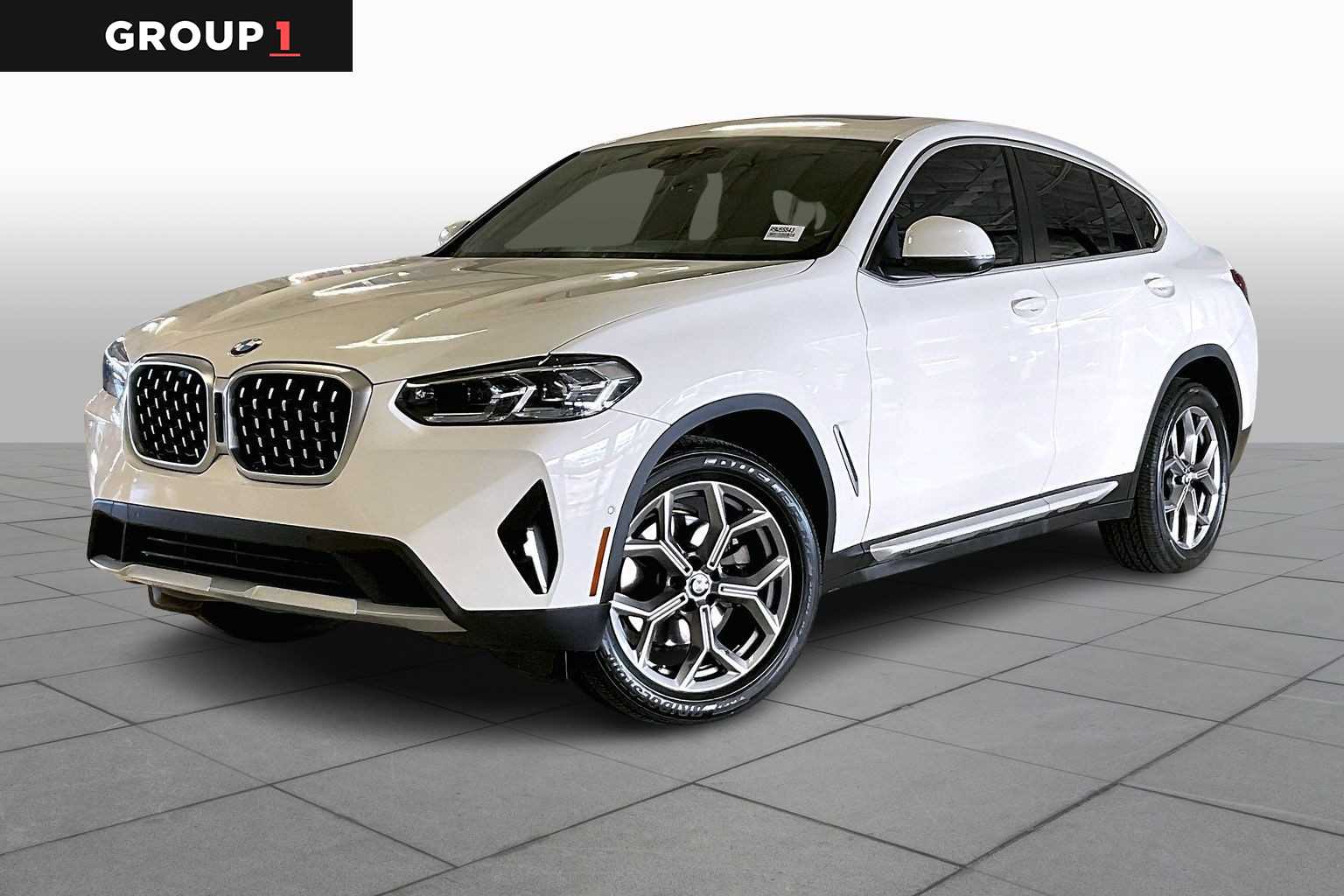 2024 BMW X4 30i's photo