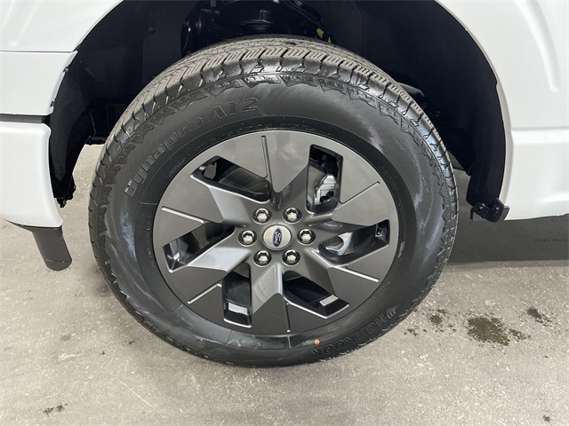 2025 Ford F-150 STX photo 22