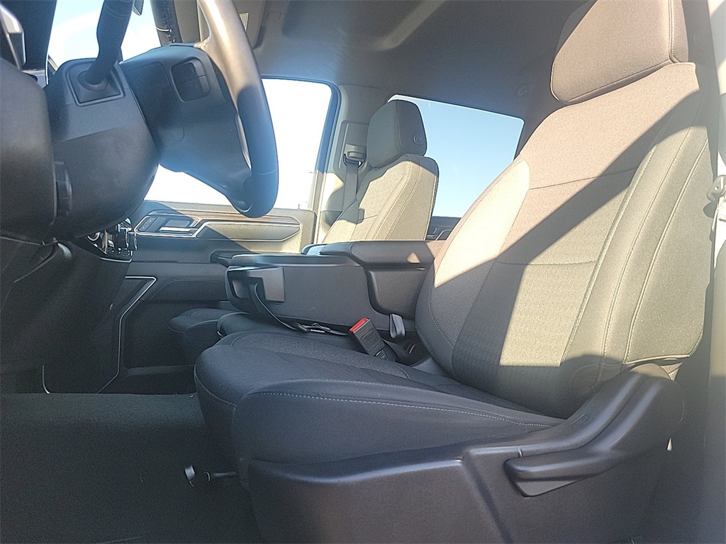 2024 CHEVROLET SILVERADO HD - Image 10