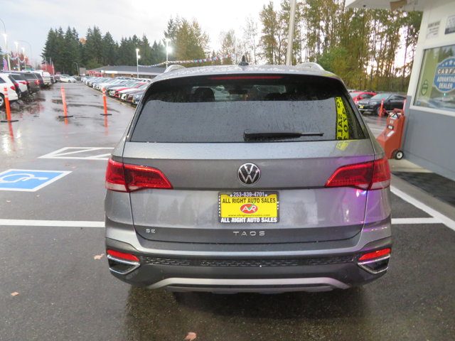 2024 Volkswagen Taos SE photo 4