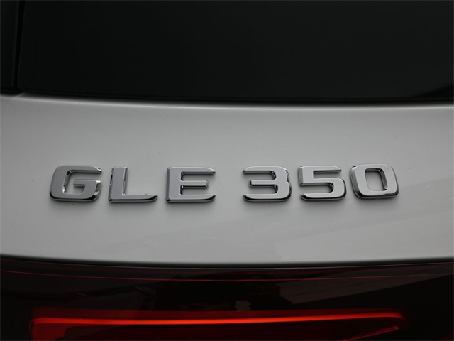 2026 Mercedes Benz GLE 350 4MATIC photo 3