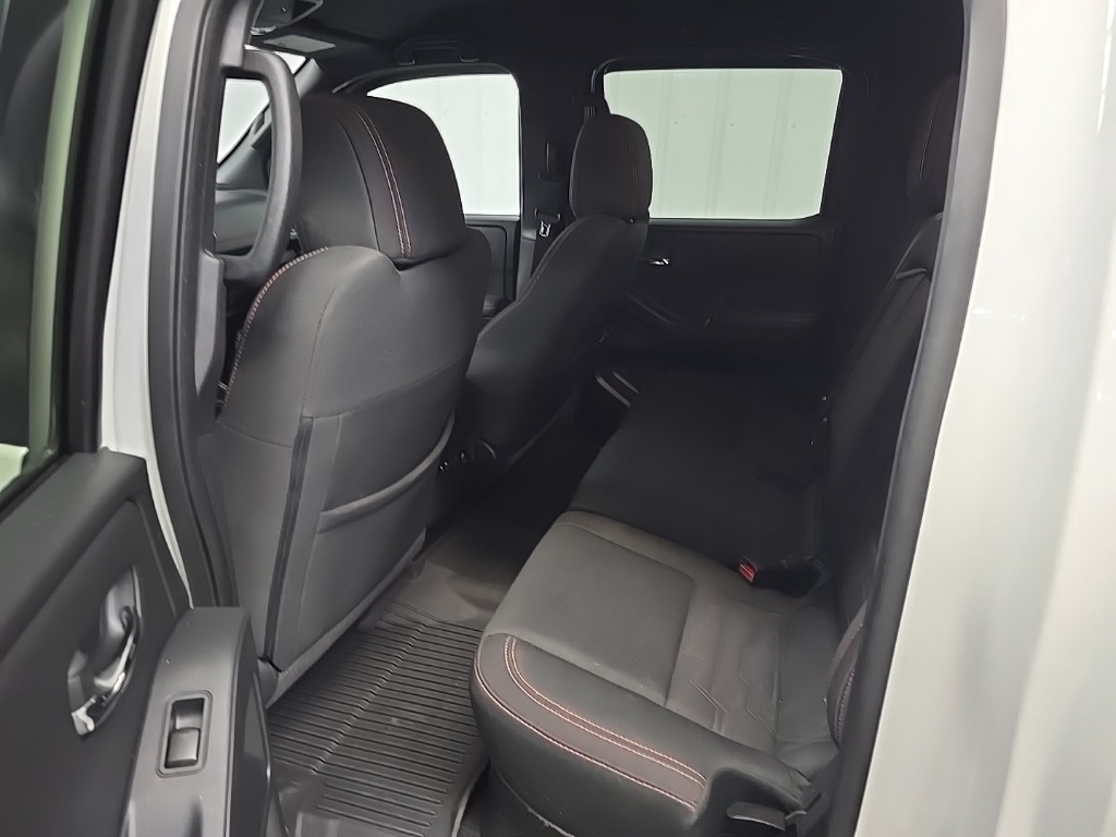 2022 Nissan Frontier PRO-4X photo 28