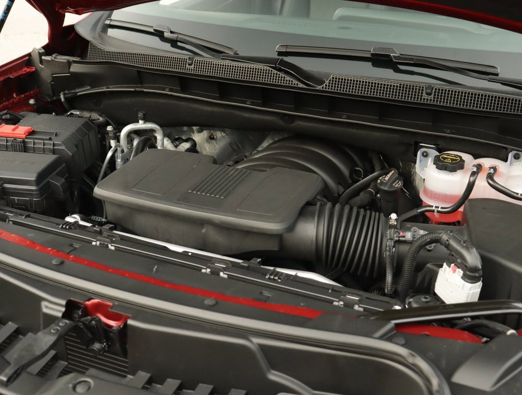 2025 Chevrolet Suburban LT photo 38