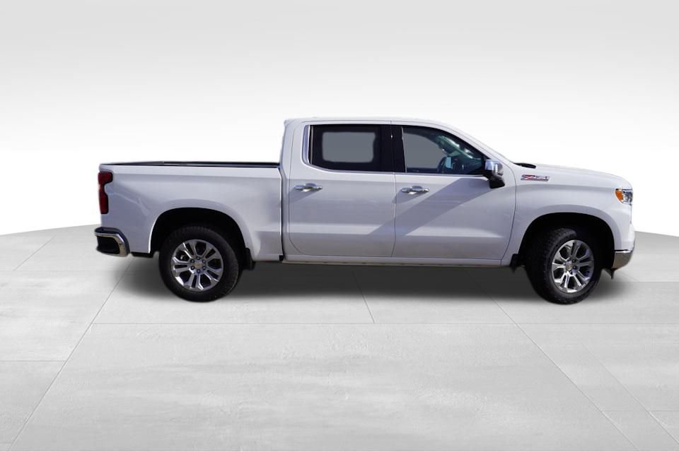 2025 Chevrolet Silverado 1500 LTZ Z71 photo 2