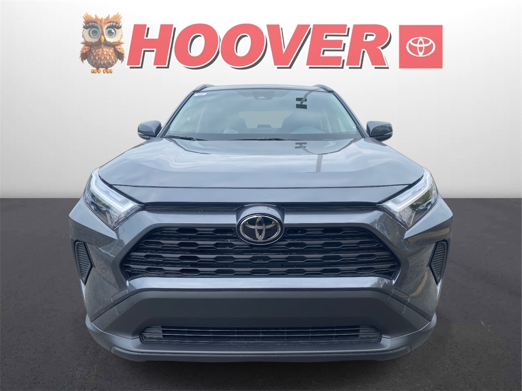 2025 Toyota RAV4 Hybrid XLE photo 5