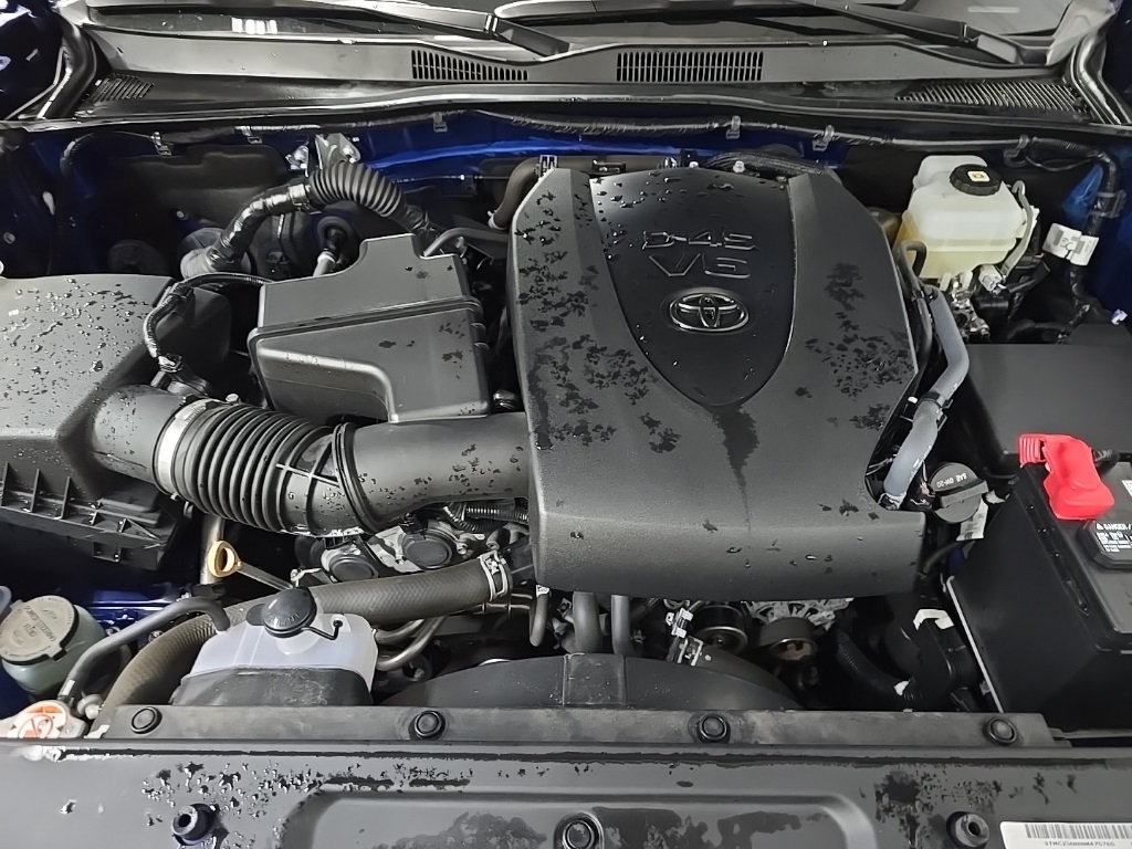 2022 Toyota Tacoma TRD Off-Road V6 photo 12