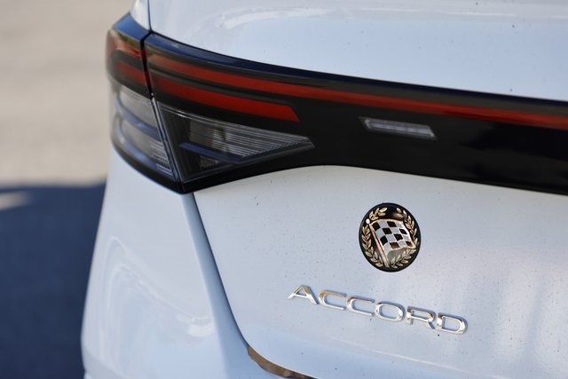 2025 Honda Accord Hybrid Sport photo 11