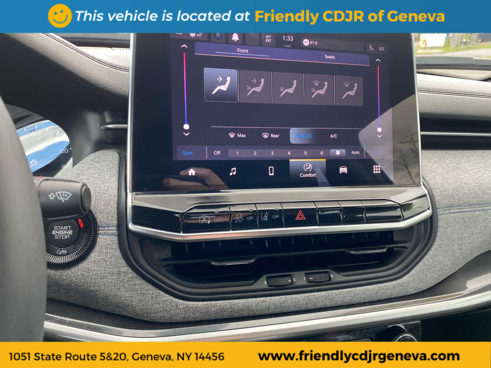 2023 Jeep Compass Latitude photo 13