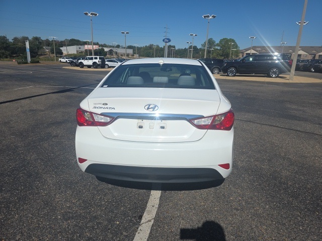 2014 Hyundai Sonata GLS photo 4
