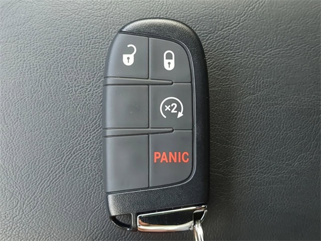 2026 Jeep Compass Latitude photo 26