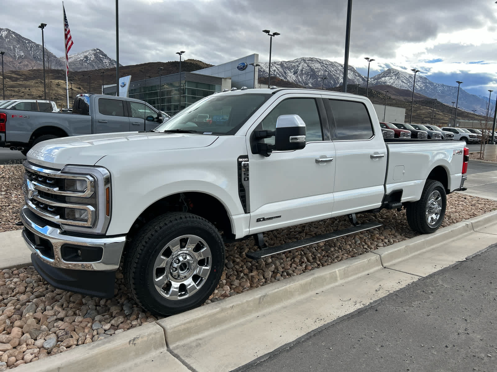 2026 Ford F-350 Super Duty King Ranch's photo
