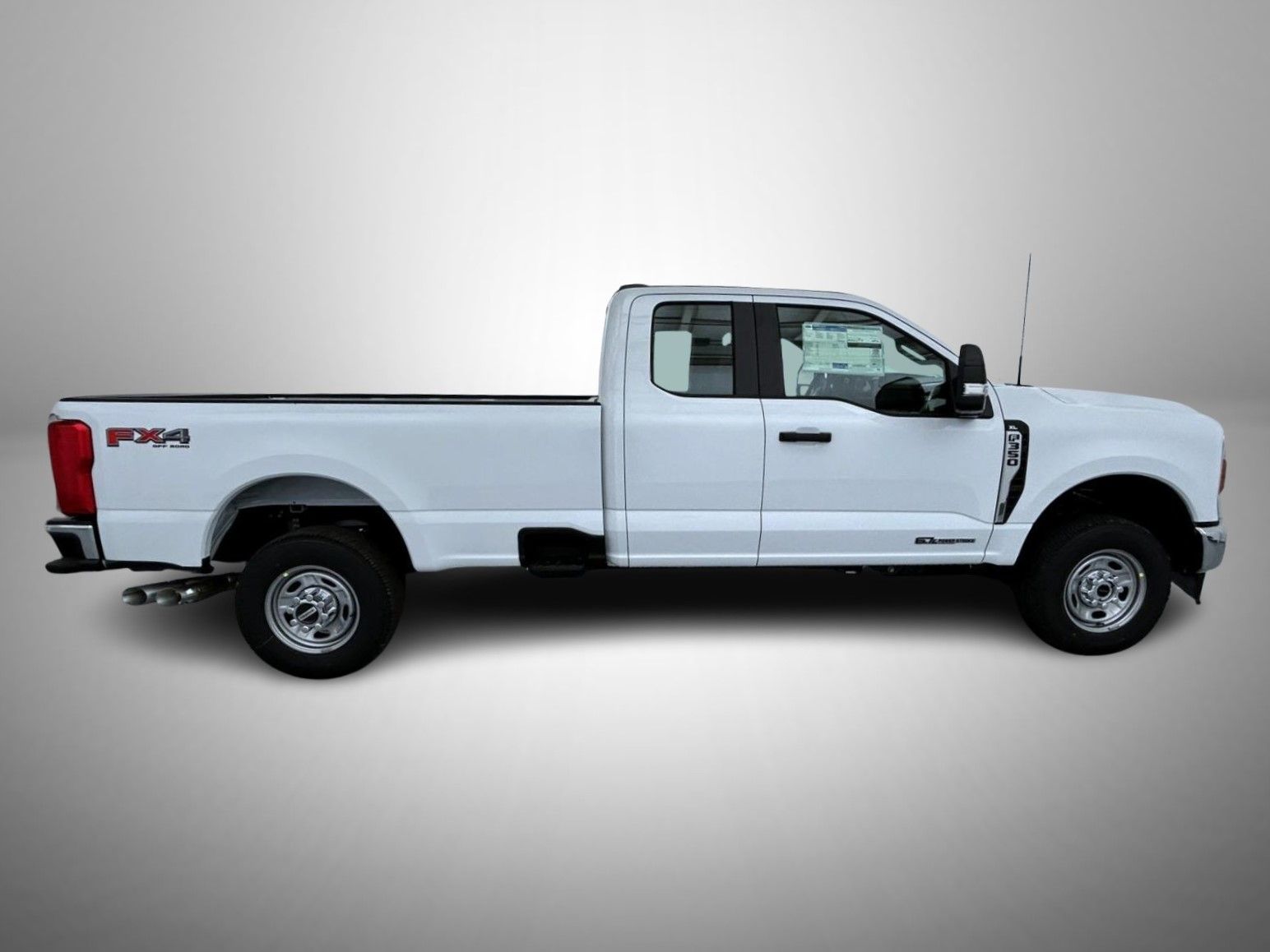 2026 Ford F-350 photo 4