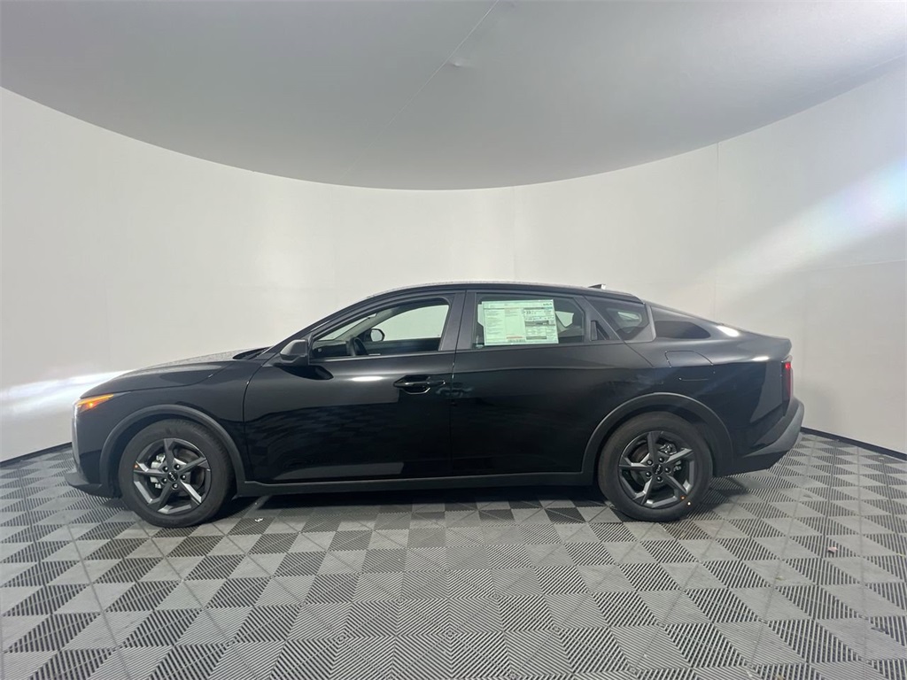2025 Kia K4 LXS photo 5