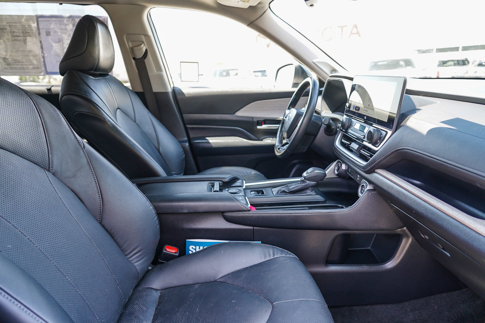 2024 Toyota Grand Highlander Limited photo 17