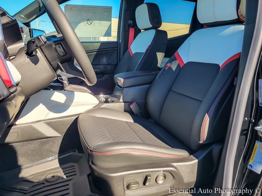 2026 GMC CANYON - Image 6