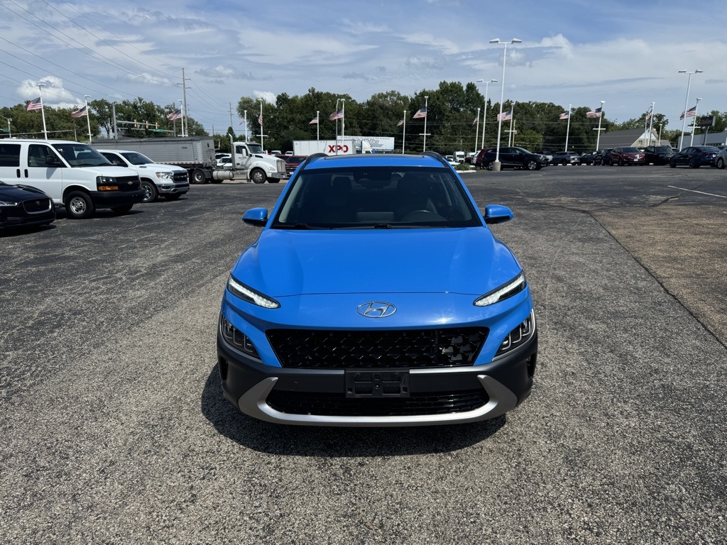 2022 Hyundai Kona Limited photo 2