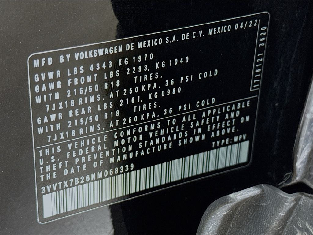 2022 Volkswagen Taos SE photo 36