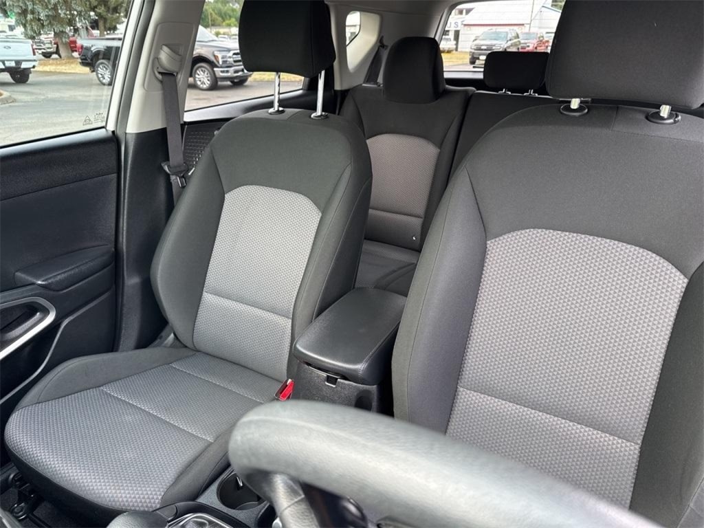 2022 Kia Soul LX photo 21