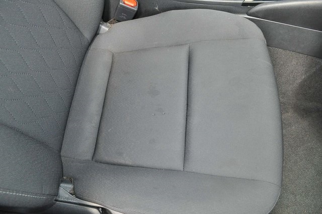 2023 Toyota Corolla LE photo 23