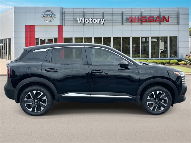 2025 Nissan Kicks SV photo 2