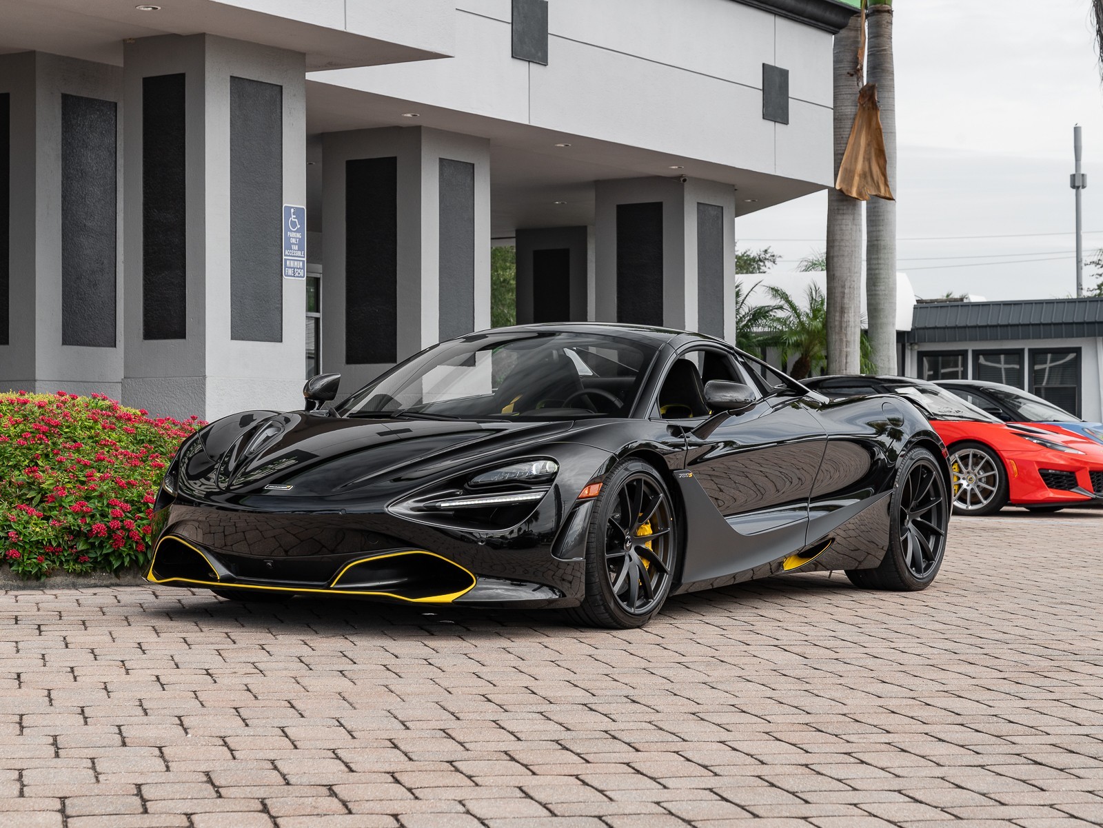 2022 Mclaren 720S Spider photo 32