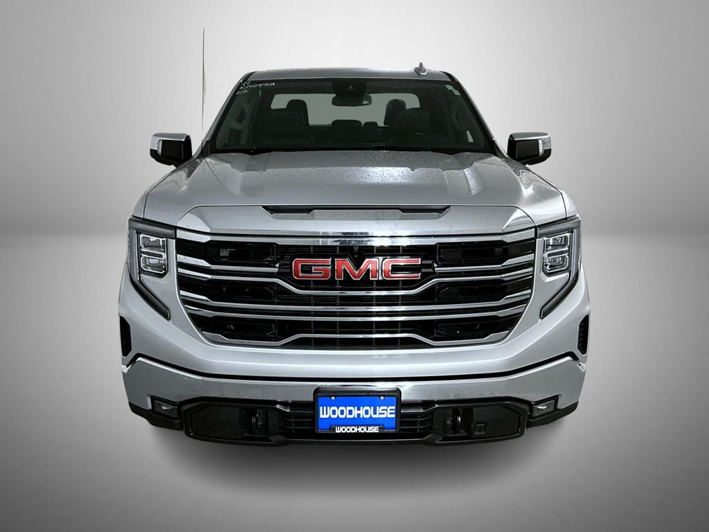 2022 Gmc Sierra 1500 SLT photo 2