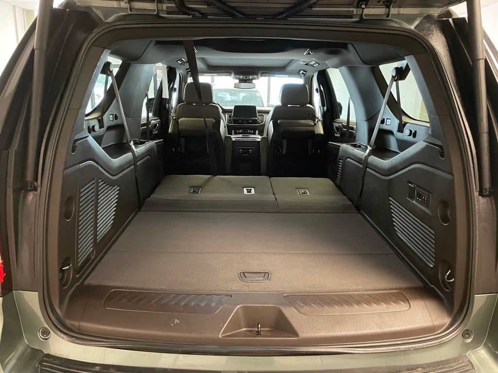 2023 Gmc Yukon XL SLT photo 11