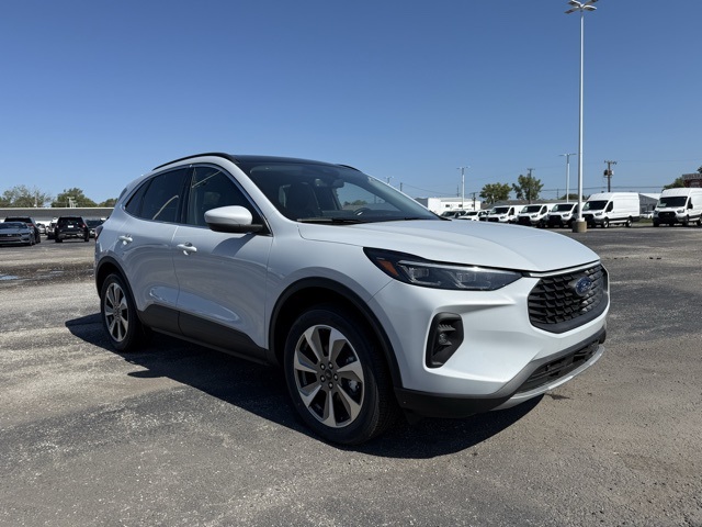 2025 Ford Escape Platinum photo 2
