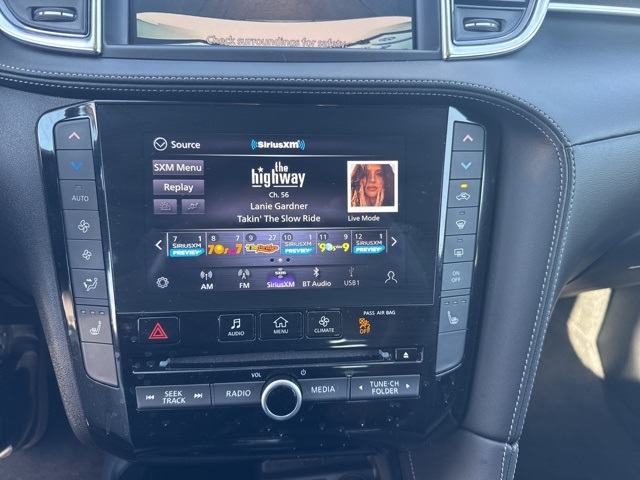 2023 Infiniti QX50 Luxe photo 13