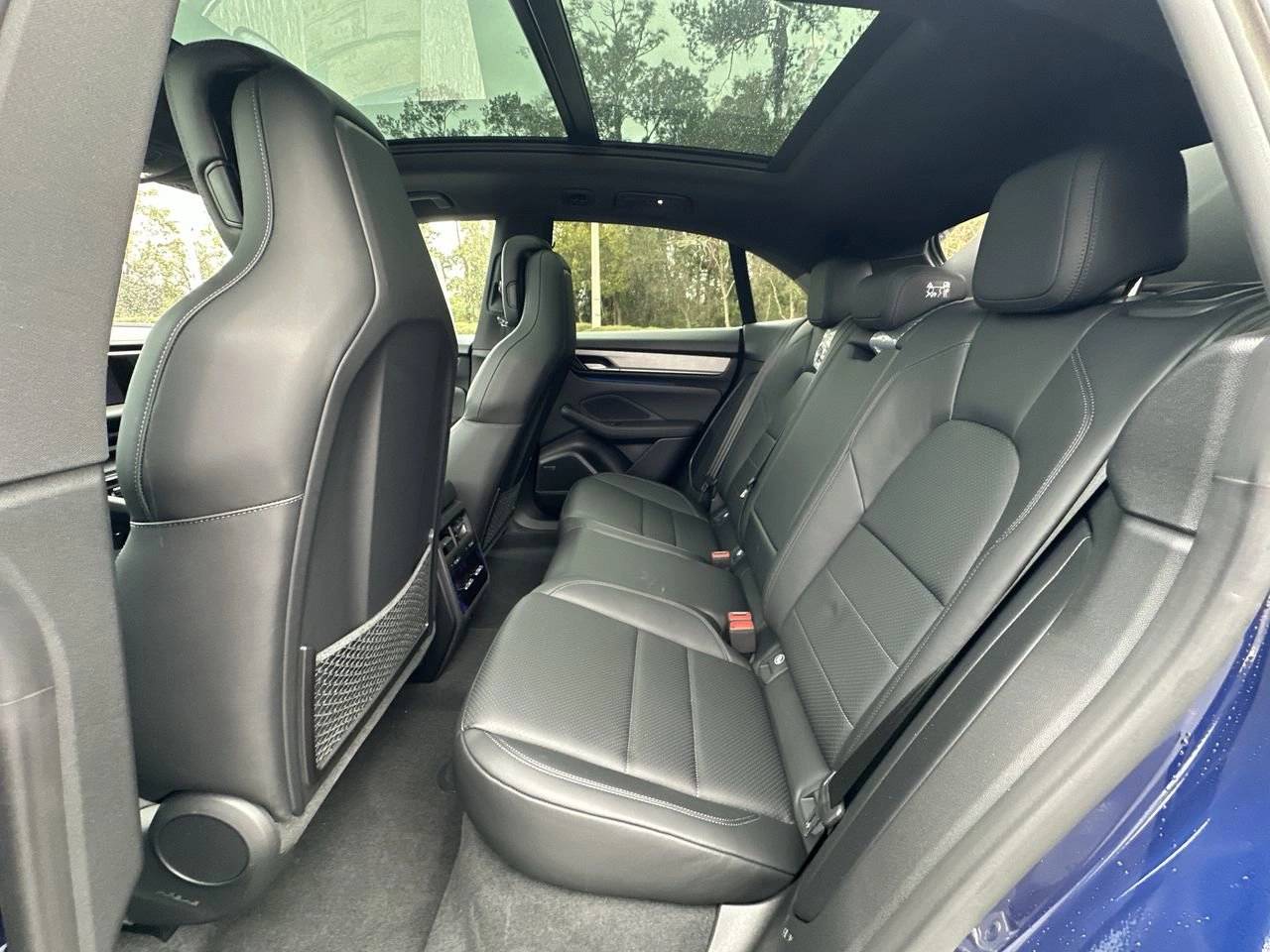 2024 Porsche Macan 4 Electric photo 27