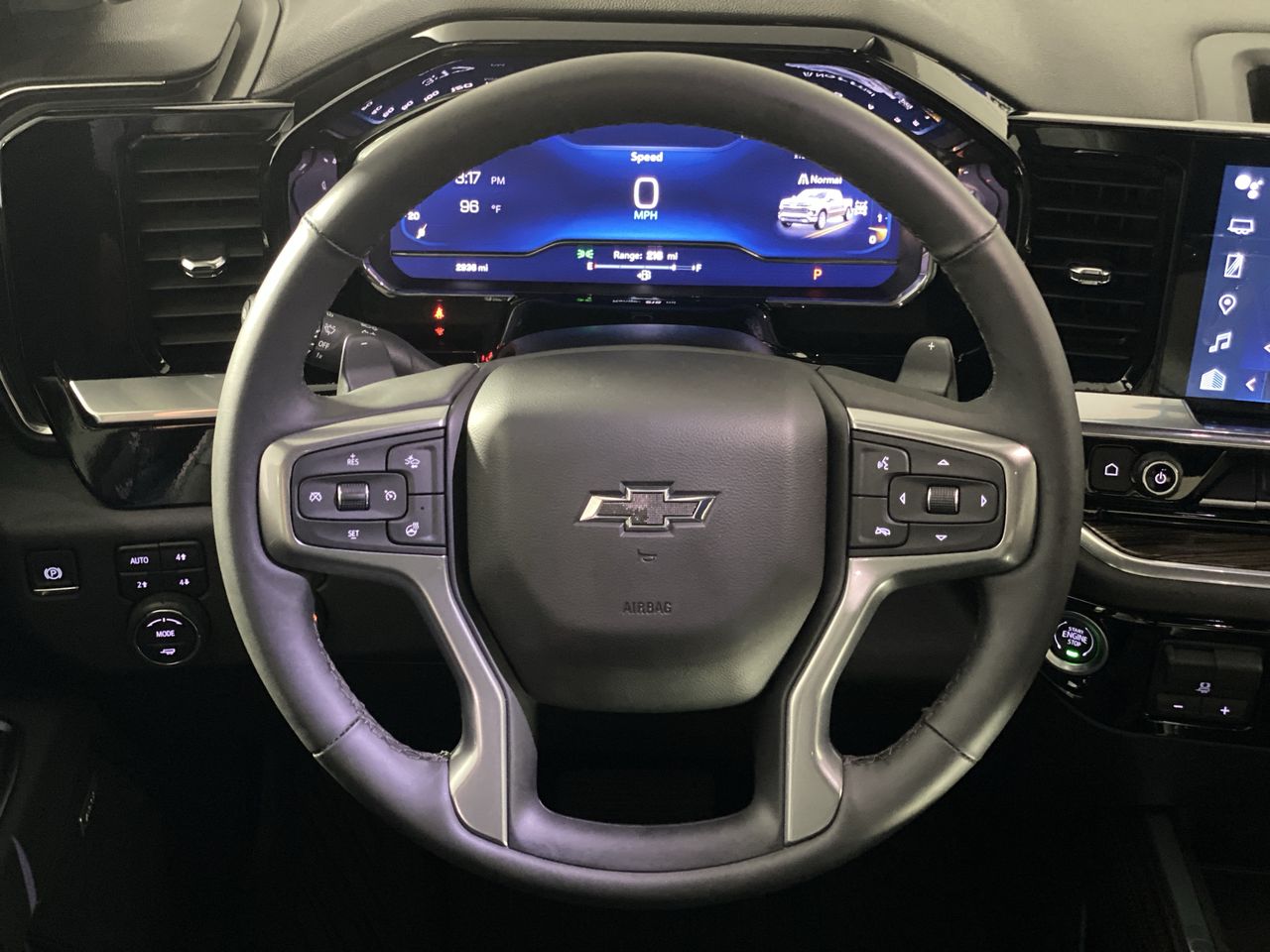 2025 Chevrolet Silverado 1500 RST photo 9