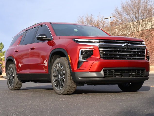 2026 Chevrolet Traverse LT's photo