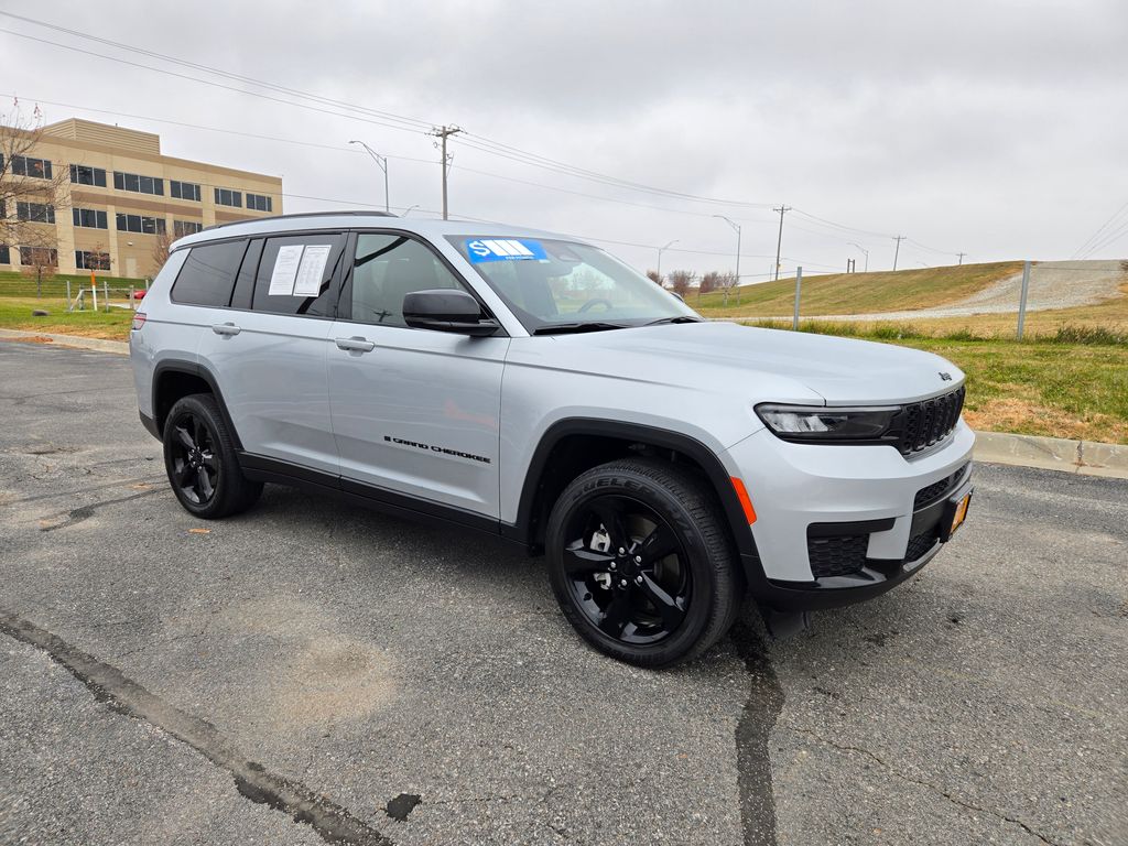 2021 Jeep Grand Cherokee L Altitude's photo