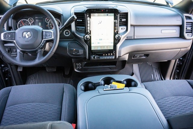 2025 Ram 2500 Big Horn photo 27