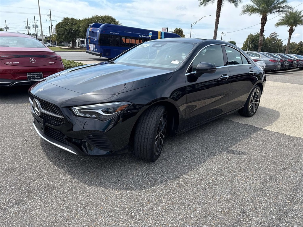 2025 Mercedes Benz CLA 250 4MATIC photo 3