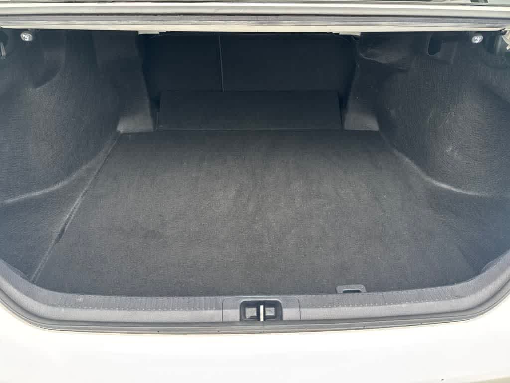 2024 Toyota Camry LE photo 21