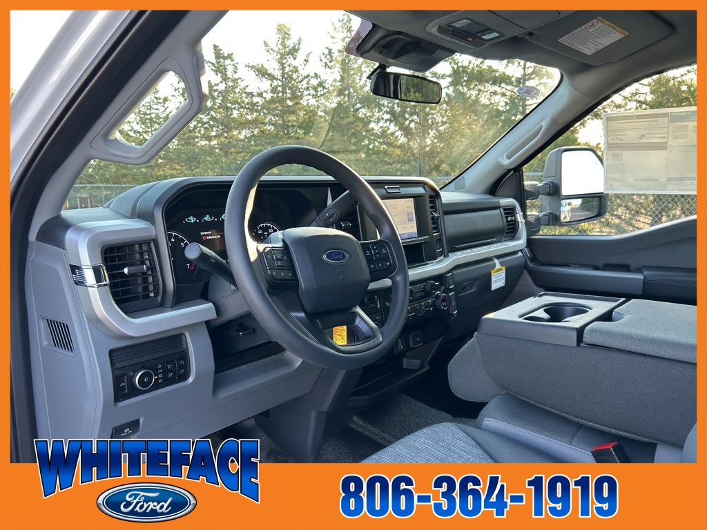 2025 Ford F-350 XLT photo 15