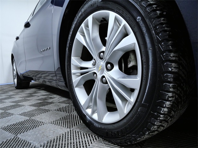 Used 2015 Chevrolet Impala 2LT with VIN 2G1125S35F9291119 for sale in Apple Valley, Minnesota