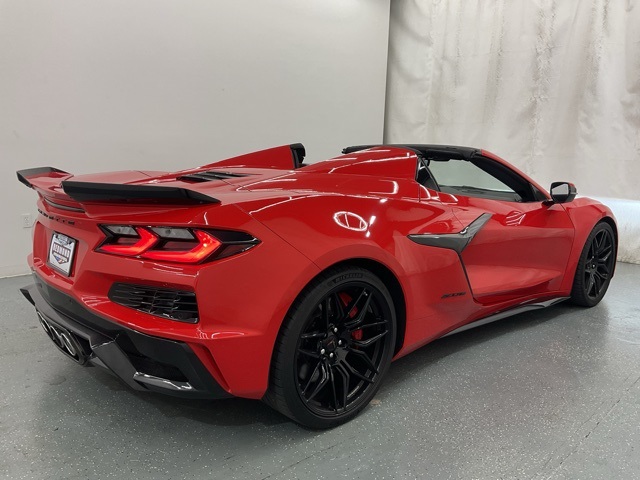 2024 Chevrolet Corvette Z06 3LZ photo 11