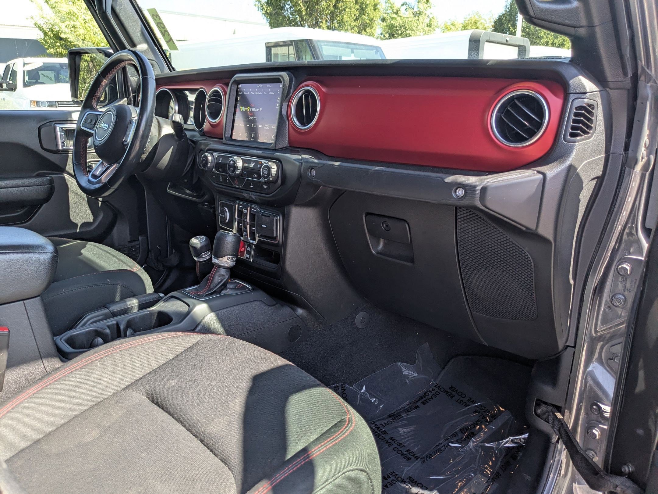 2022 Jeep Gladiator Rubicon photo 24