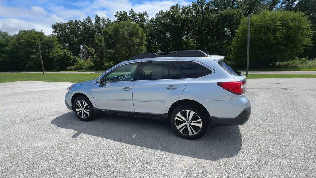 2019 Subaru Outback 2.5i photo 6
