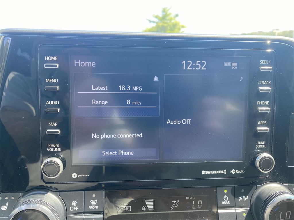 2022 Toyota Highlander XLE photo 14