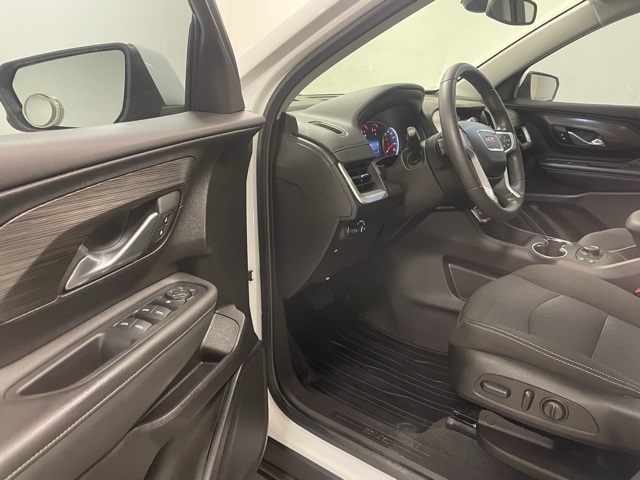 2024 Gmc Terrain SLE photo 6