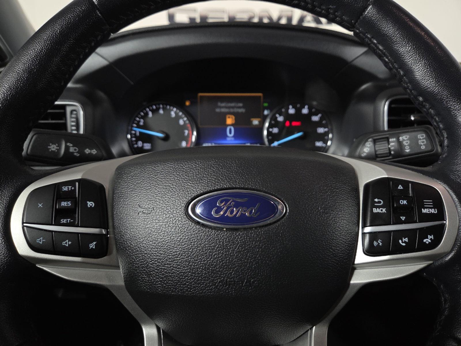 2023 Ford Explorer XLT photo 17