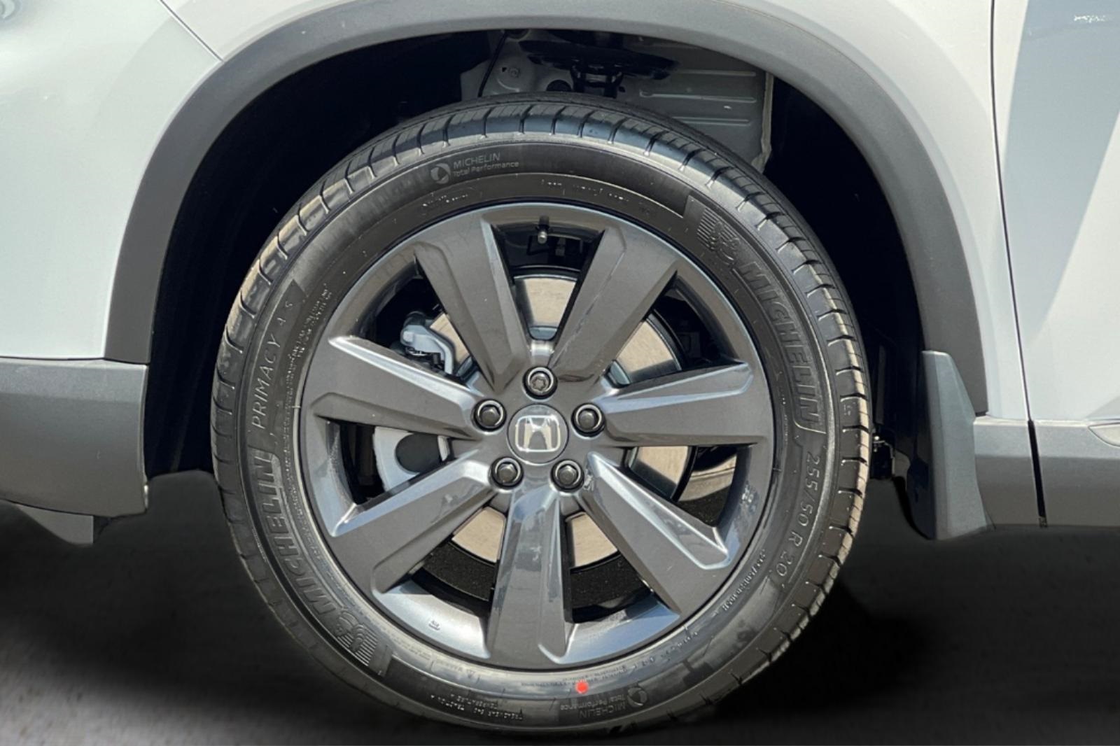 2025 Honda Pilot Sport photo 25
