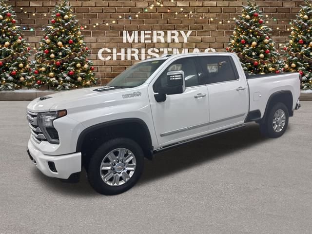 2025 Chevrolet Silverado 3500HD High Country's photo