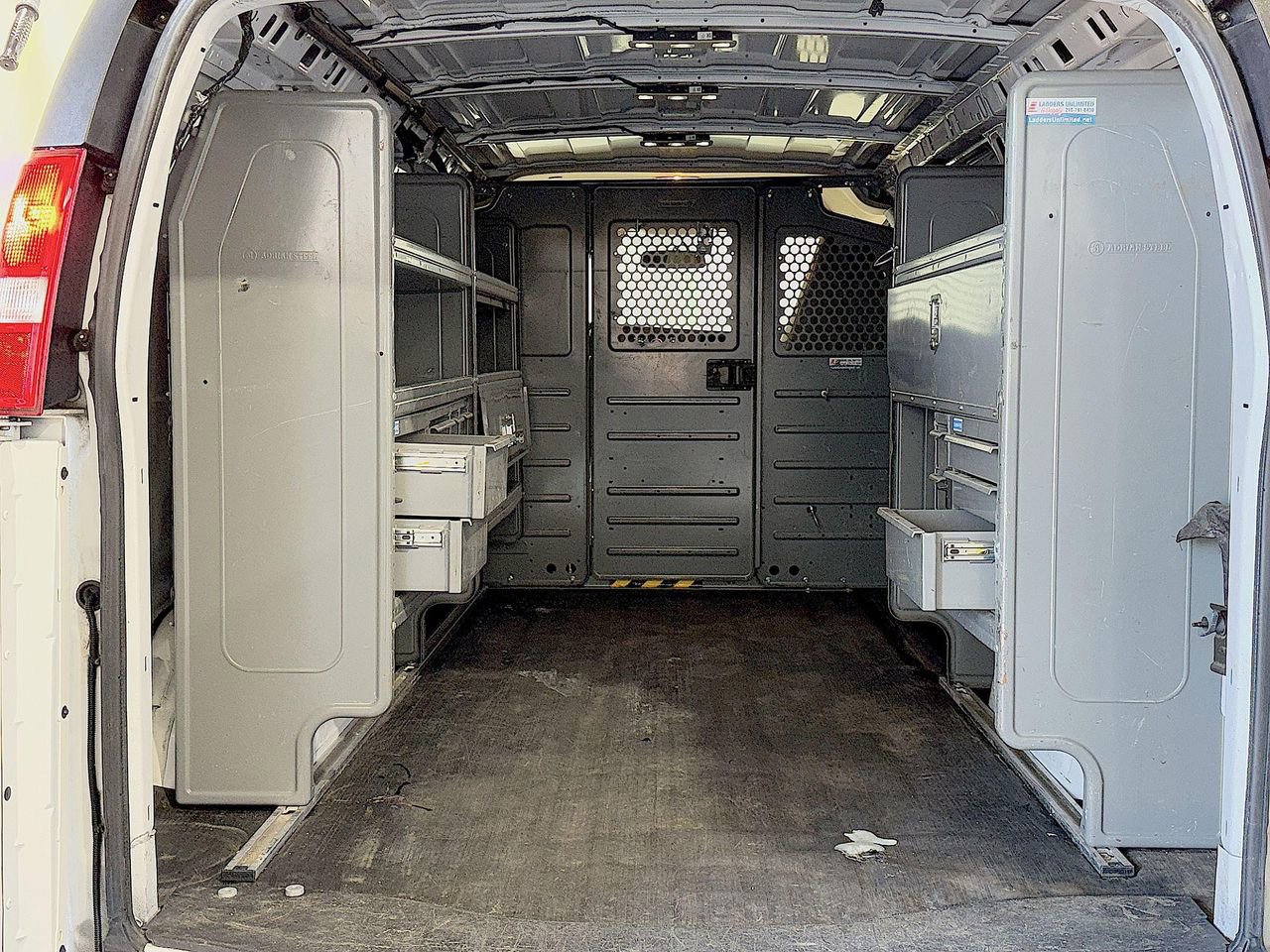 2020 Chevrolet Express Cargo Van 2500 photo 19