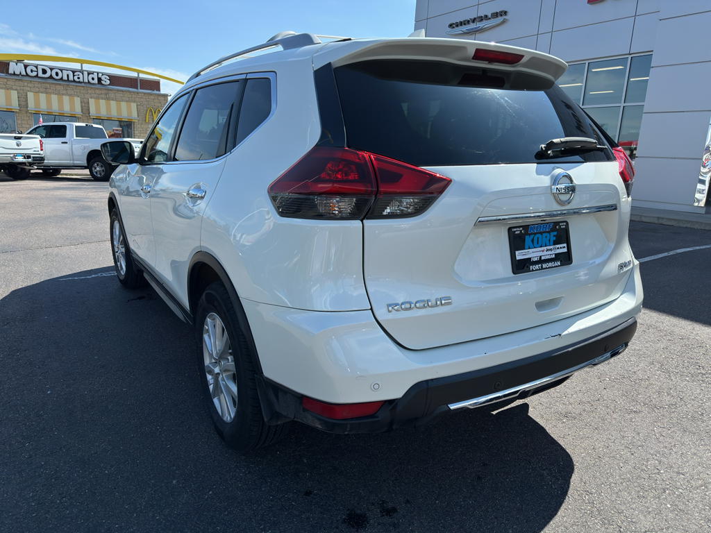 2020 Nissan Rogue SV photo 8