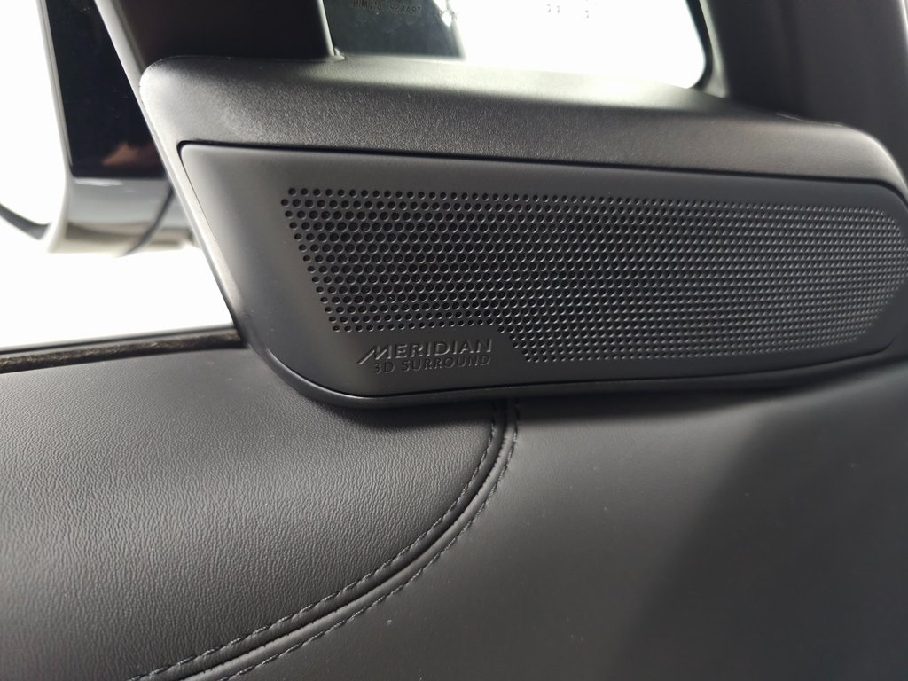 2025 LAND ROVER RANGE ROVER - Image 13