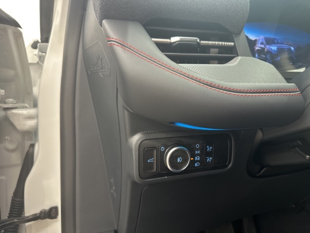 2025 Ford Explorer ST photo 10